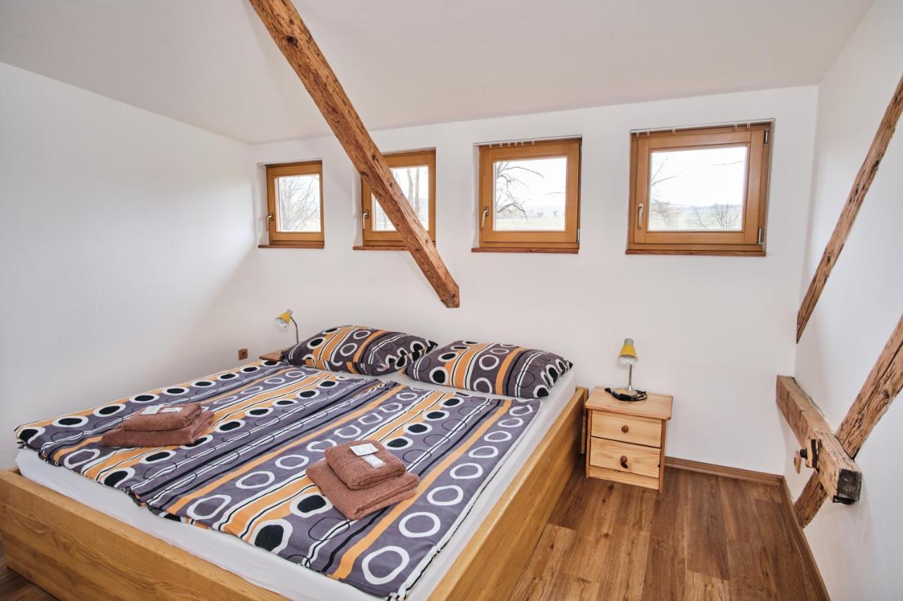 Strnadovsky Mlyn Otel Jesenice  Dış mekan fotoğraf