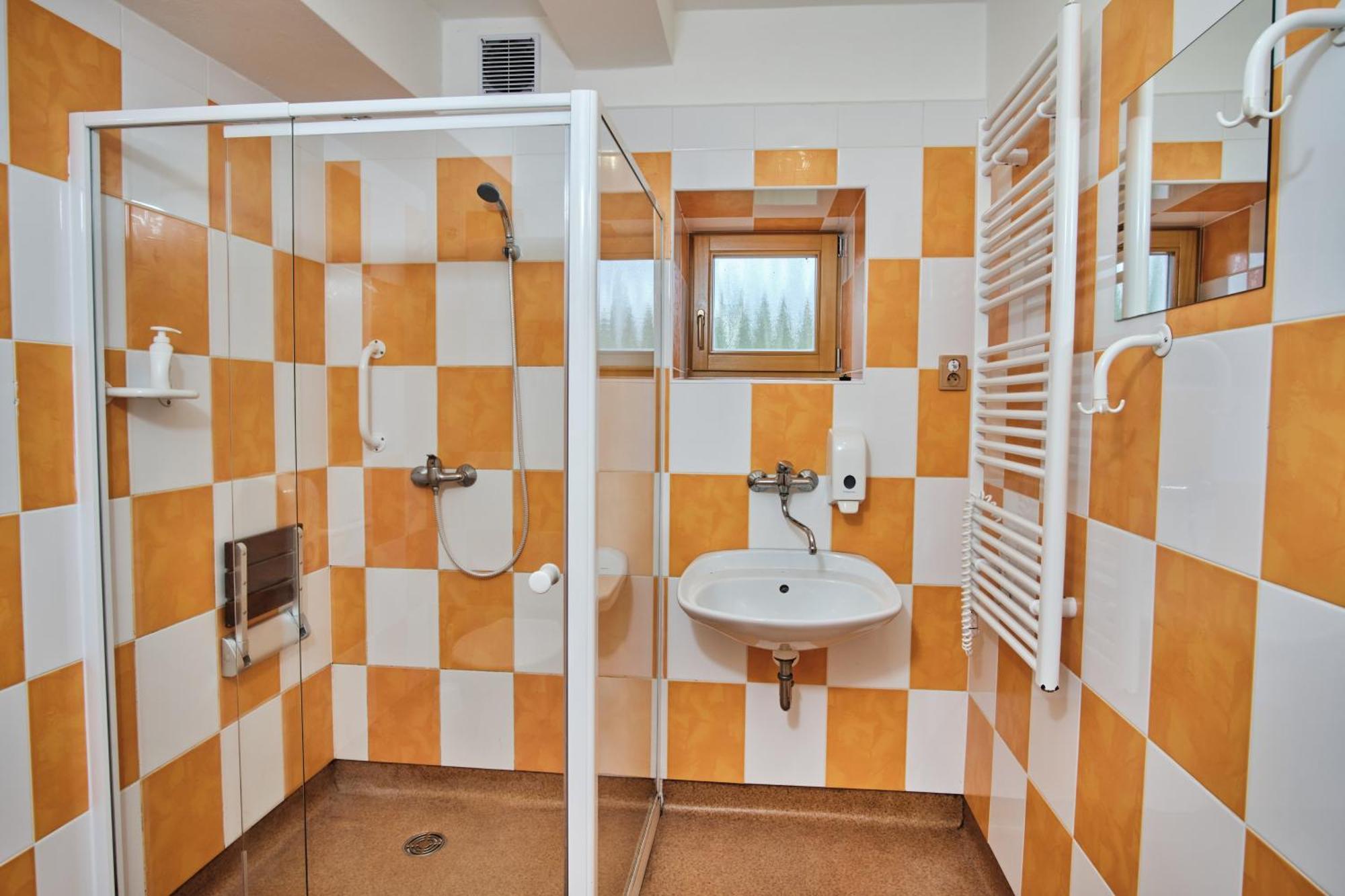 Strnadovsky Mlyn Otel Jesenice  Oda fotoğraf